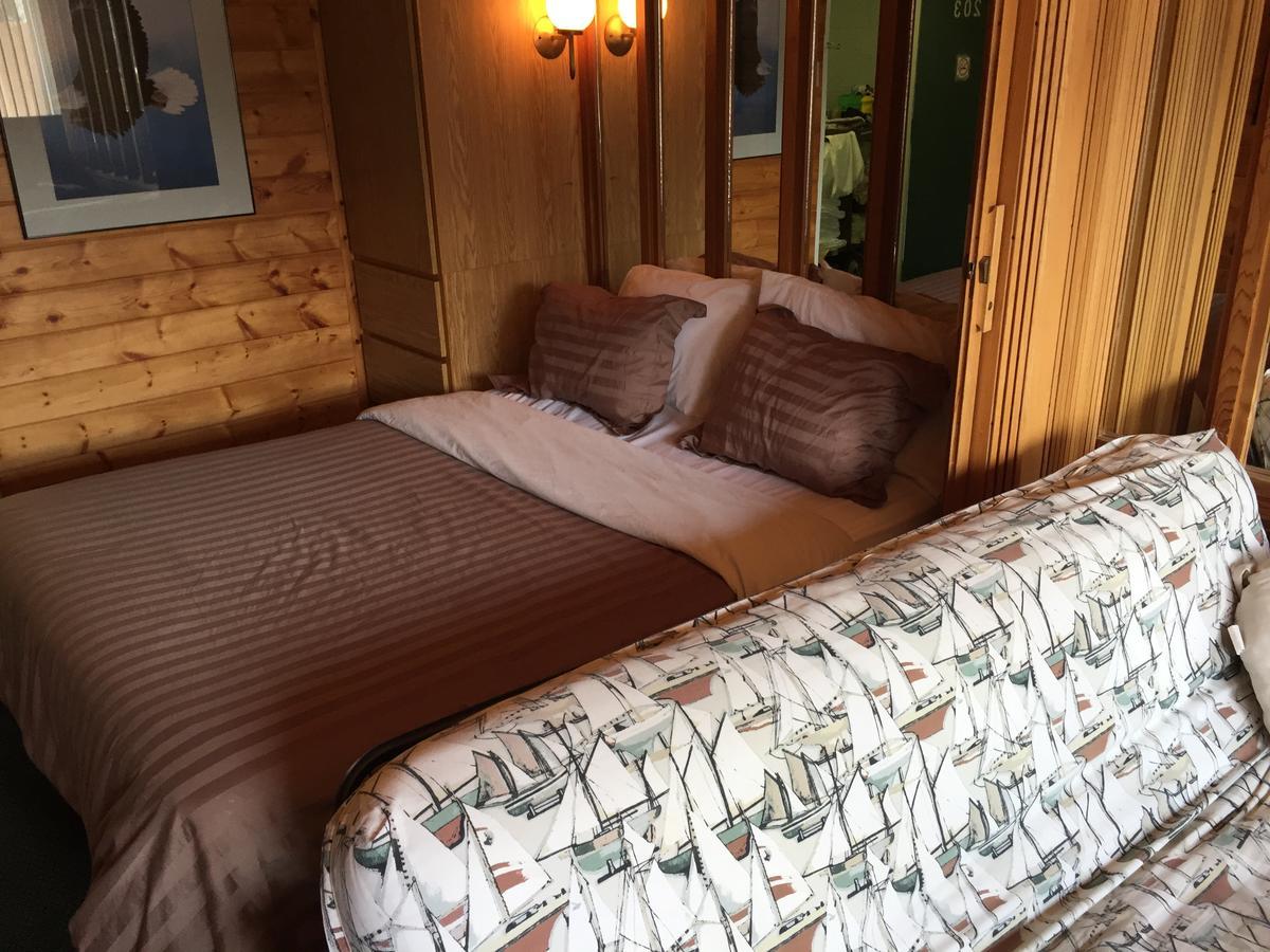 Falcon Lake Hotel Kültér fotó