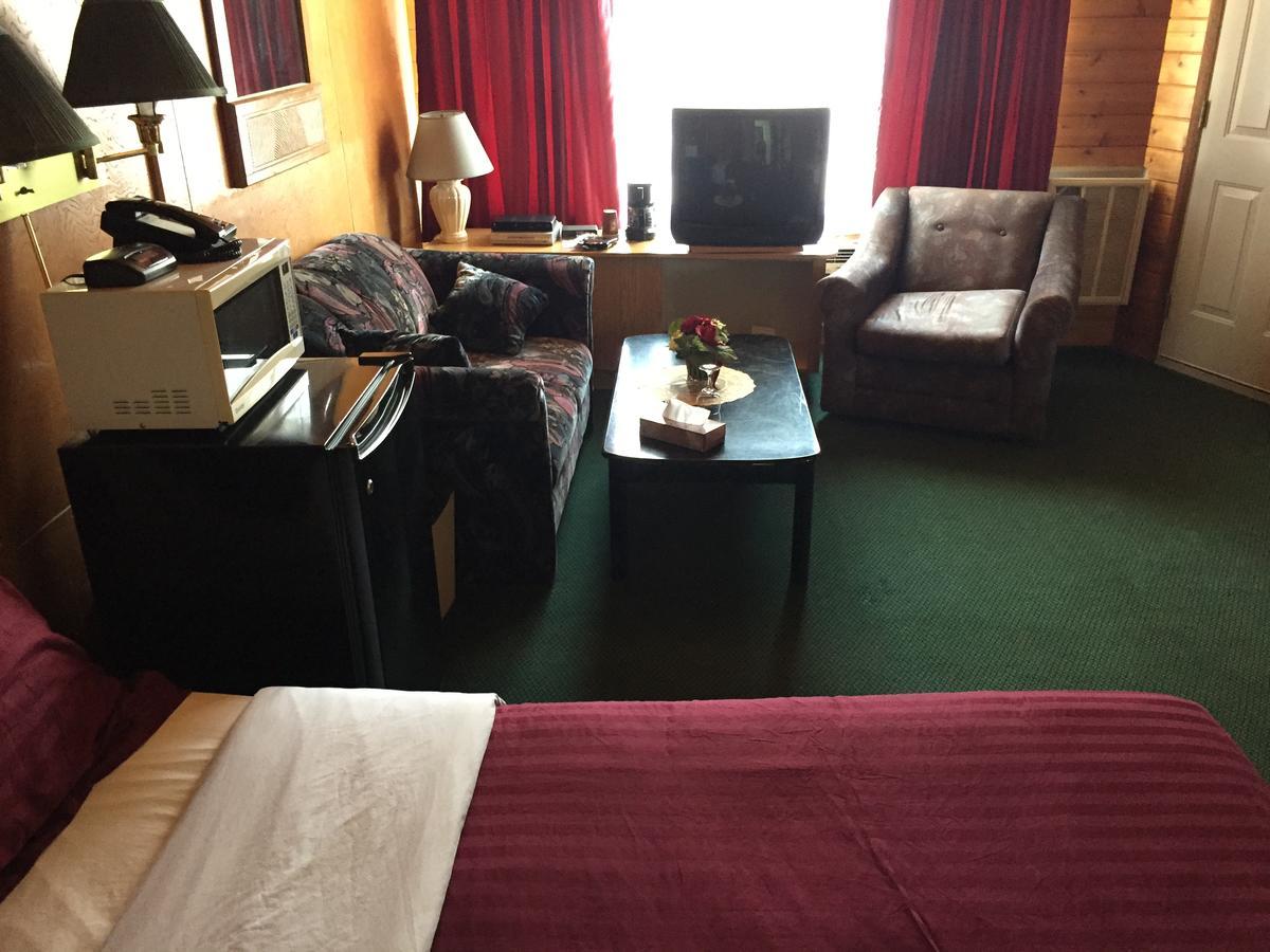 Falcon Lake Hotel Kültér fotó